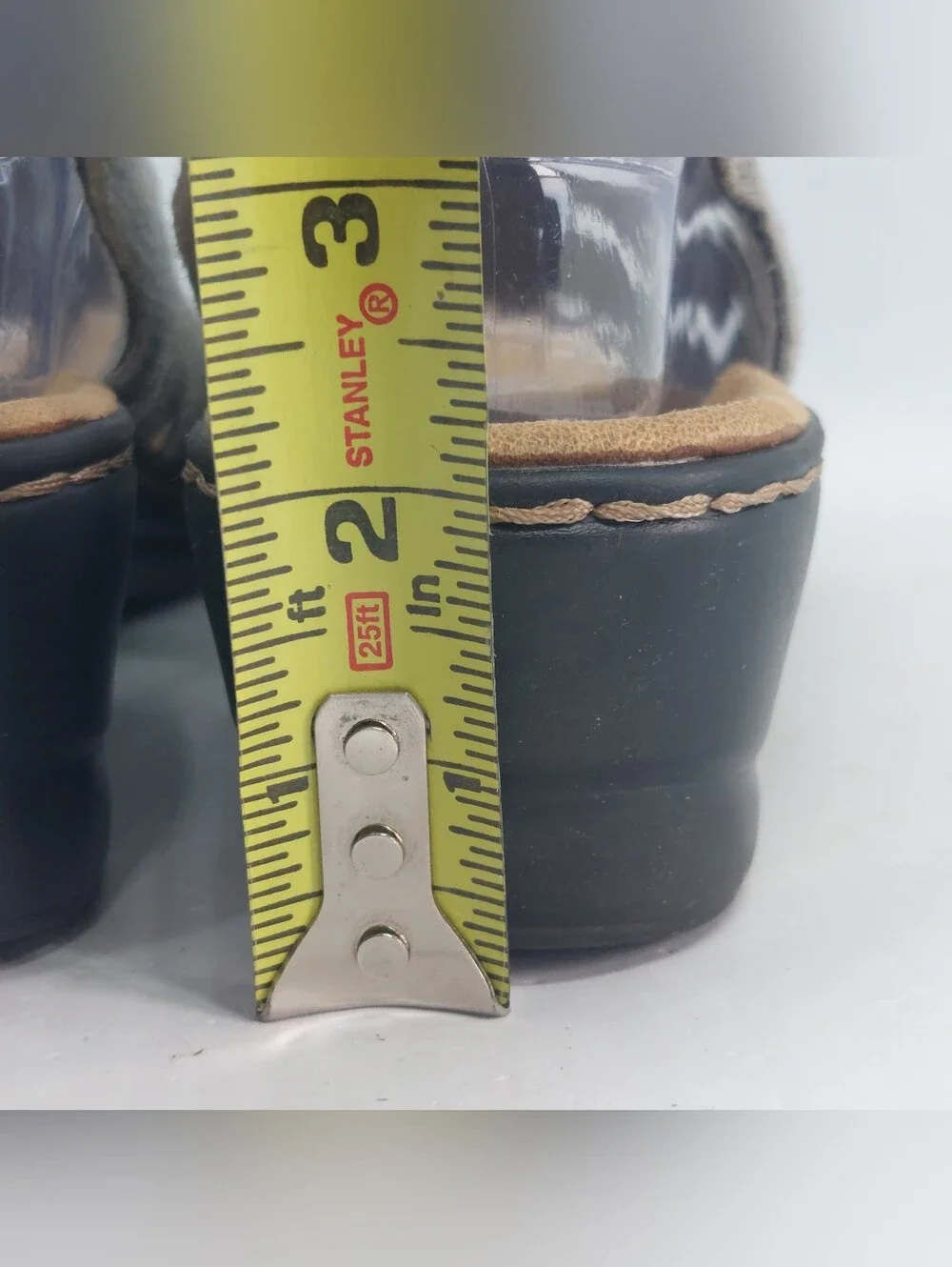 Clarks Lexi Marigold Sandals Gray Snakeskin Slingback Womens Size 7M Casual